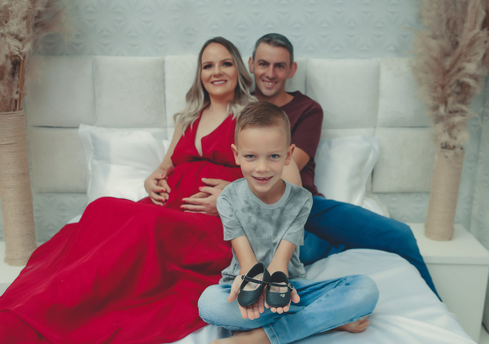 A DOCE ESPERA POR LAURA HELENA