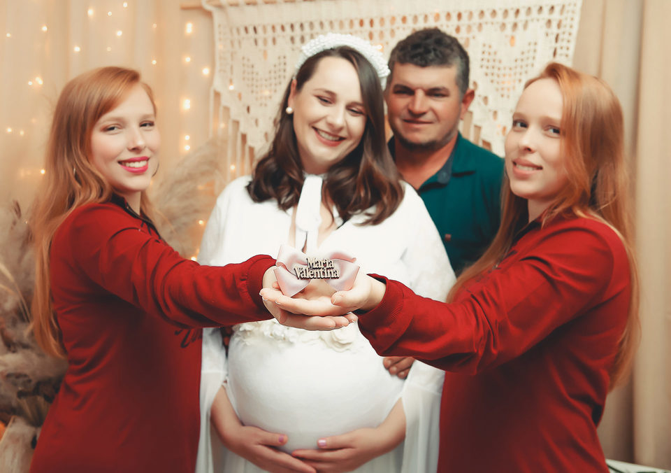 A DOCE ESPERA POR MARIA VALENTINA 