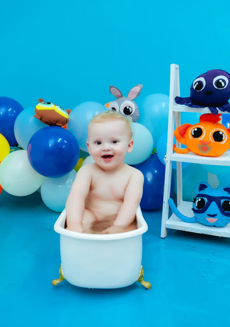 SMASH THE CAKE DO RHAVI